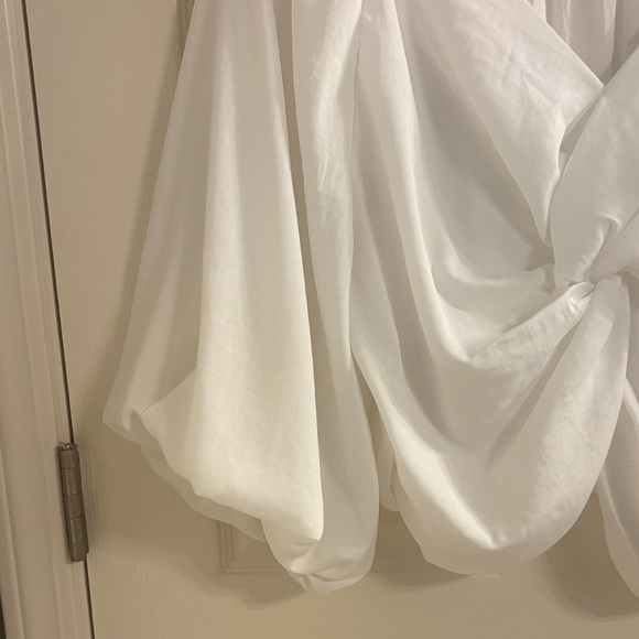 Mustard Seed White Knot-Front Balloon Sleeve Top - Picture 4 of 6